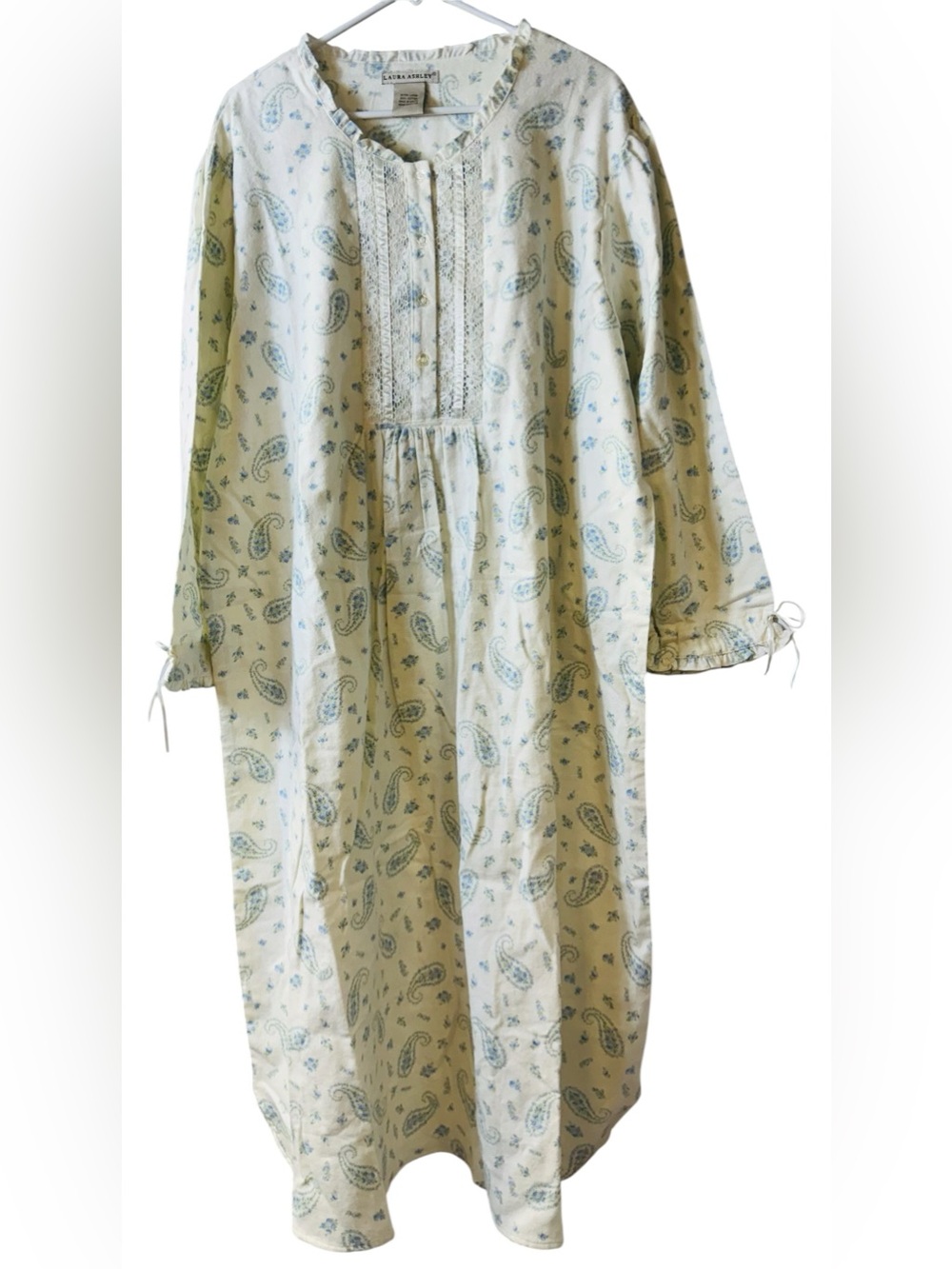 Laura Ashley Vintage White & Blue Paisley 100% Cotton Flannel Nightgown Size XL